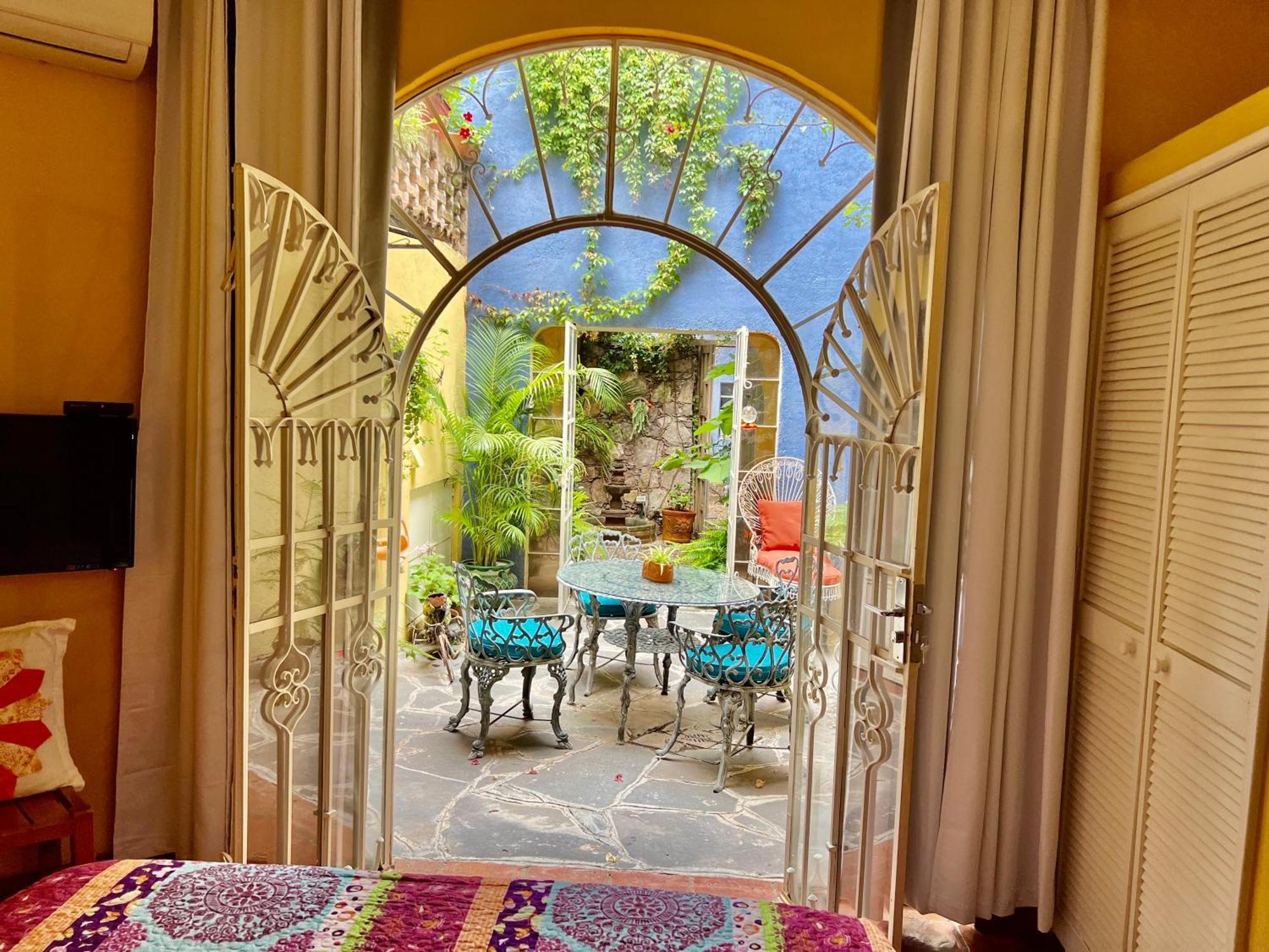 Boutique Hotel Casa Camellia Сан Мигел де Аленде Екстериор снимка